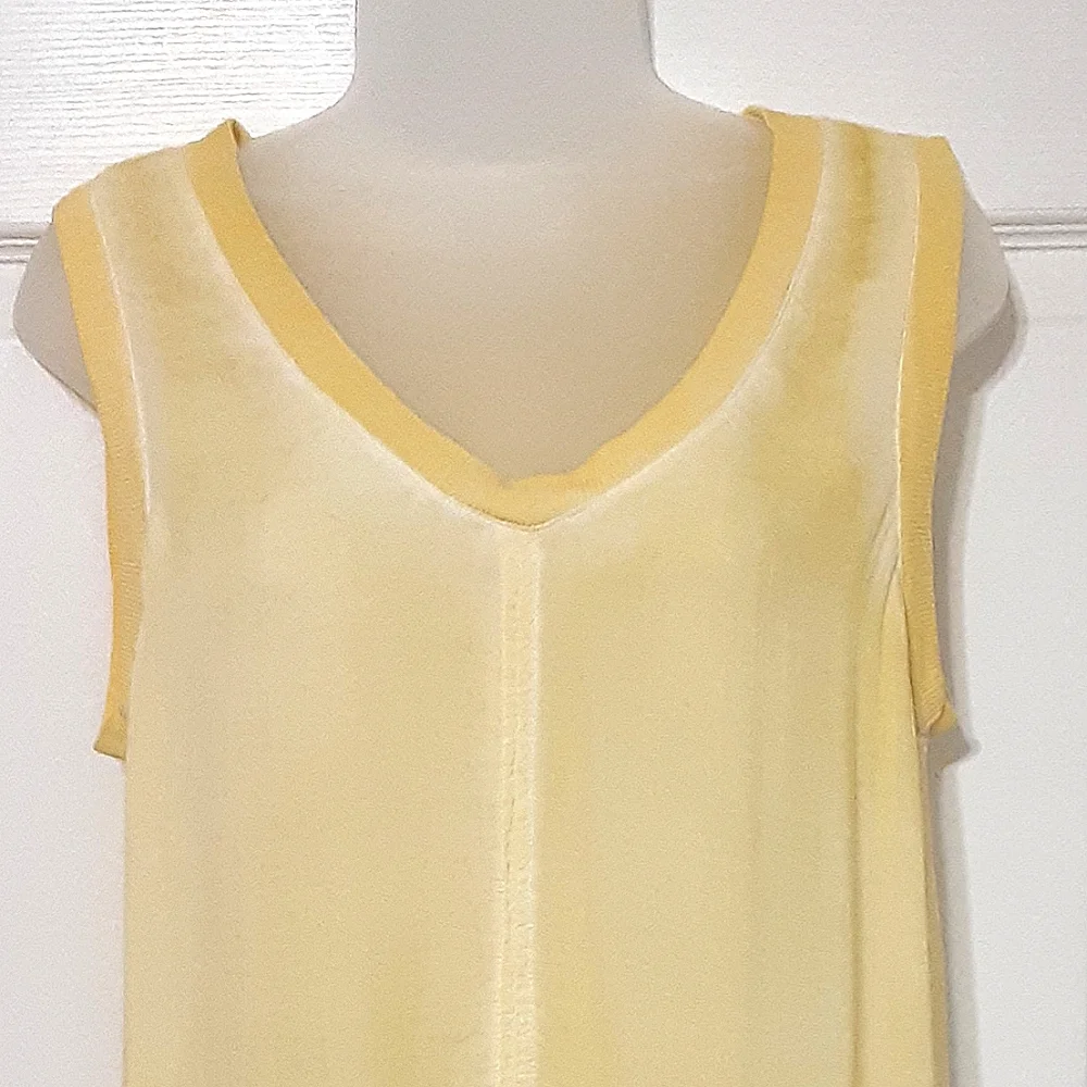 Bella Dahl Yellow Sleeveless Top/Tank Size Small.